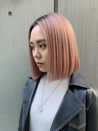 ミディアム カラー 🉐渋谷・ブリーチ ⭐️縮毛モデル🉐のヘアスタイル