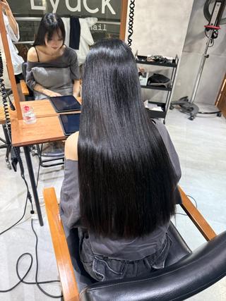 ロング ウルフ レイヤー パーマ🪐MANAのヘアスタイル