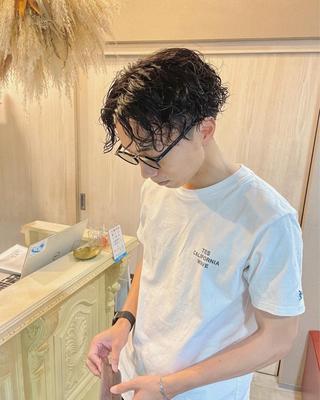 ミディアム パーマ メンズ 荒牧 絵美のヘアスタイル