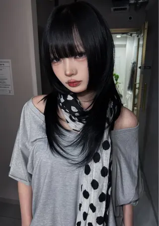 セミロング カラー TAIRA横浜ウルフ 🐺デザインカラーのヘアスタイル