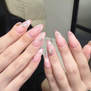 ネイル FLY Nail 梅田店のネイルデザイン