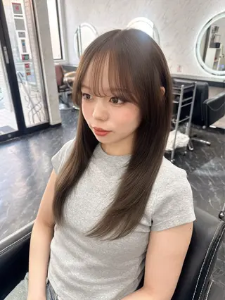 セミロング stylist Momoのヘアスタイル
