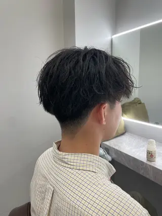 メンズ 刈り上げ🟦 韓国風🟦平林柊二のヘアスタイル