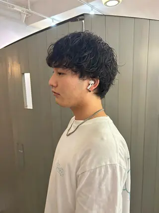 ショート パーマ メンズ 森本 愛華のヘアスタイル
