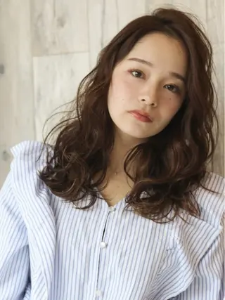 ロング emu minekoのヘアスタイル