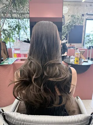 ロング カラー 【艶カラー✨】 YASUのヘアスタイル