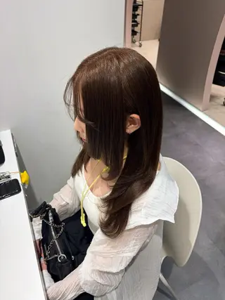 ロング カラー 佐野 えり奈のヘアスタイル