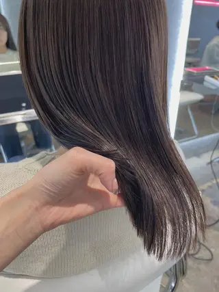 ミディアム カラー 山下 千明のヘアスタイル