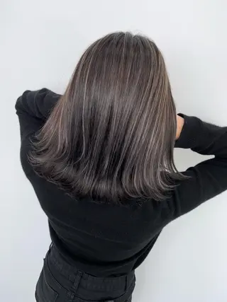 ミディアム 山田 絵里菜のヘアスタイル