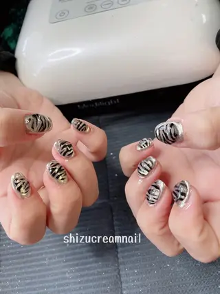 ネイル shizucream 痛デコネイル専門のネイルデザイン
