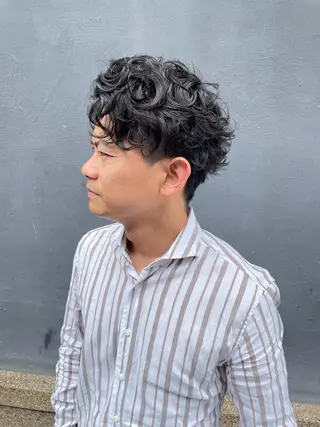 ショート パーマ メンズ 吉ヶ別符 亮祐のヘアスタイル
