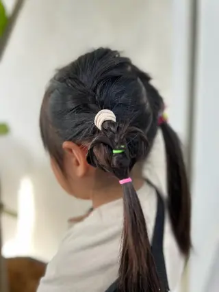 セミロング ヘアアレンジ THE PARK キシオカのヘアスタイル