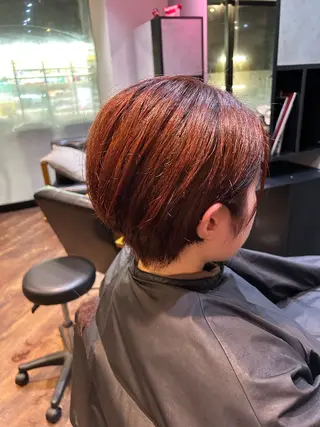 ショート カラー 葛西最年少美容師✂️ 武内律樹のヘアスタイル