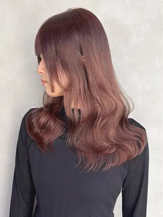 ミディアム 暗色カラー/レイヤー 🩶KAITOのヘアスタイル
