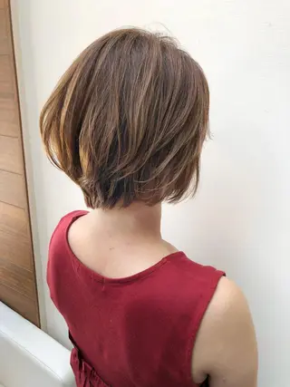ショート カラー ナチュラルスタイル/ 透明感カラー/比嘉のヘアスタイル