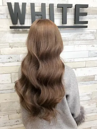 ロング FUKUNAGA YUのヘアスタイル