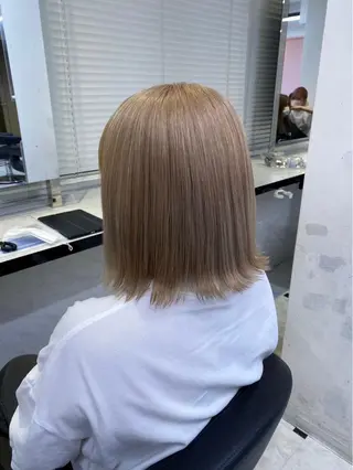 ロング 顔まわりレイヤー/諒 オリーブカラー/天神のヘアスタイル