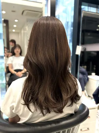 ミディアム カラー 韓国っぽ透け感カラー マンツーマン🫧なおのヘアスタイル