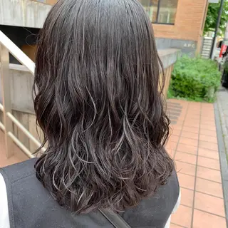 ミディアム カラー パーマ ヘアアレンジ 松田 亮葉のヘアスタイル