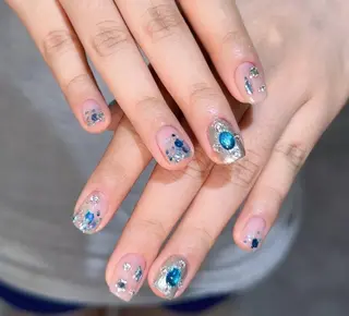 ネイル エリ🫧 nail池袋東口のネイルデザイン