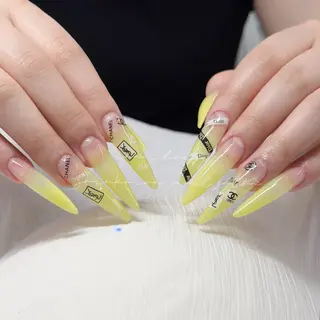 ネイル キャンアイドレッシー 新小岩のネイルデザイン