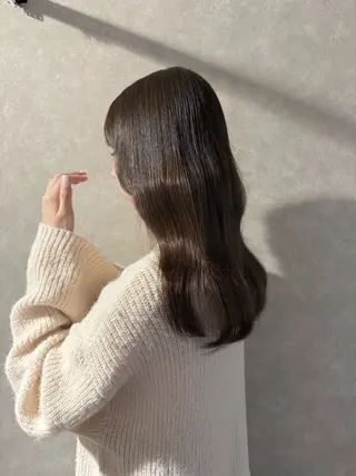 セミロング カラー 海音 心斎橋美容室のヘアスタイル