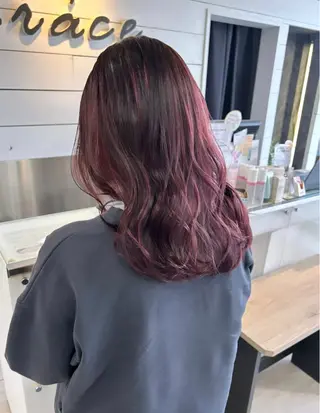 ミディアム レイヤー/艶髪カラー 森本くるみのヘアスタイル