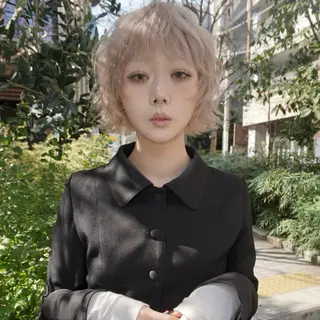 ショート カラー ヘアアレンジ MIYU/ケアブリ ーチカラー／デザインのヘアスタイル