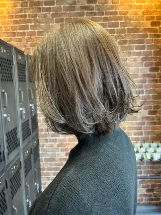 ミディアム カラー パーマ ヘアアレンジ メンズ キッズ ネイル マツエク・マツパ アイブロウ 久木原 ゆりのヘアスタイル