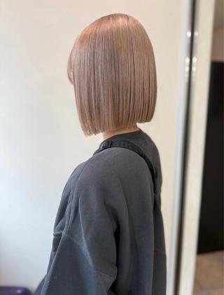 ミディアム 赤荻 まりものヘアスタイル