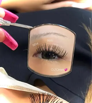 マツエク・マツパ eyelash Anmut Lunaのマツエク・マツパデザイン