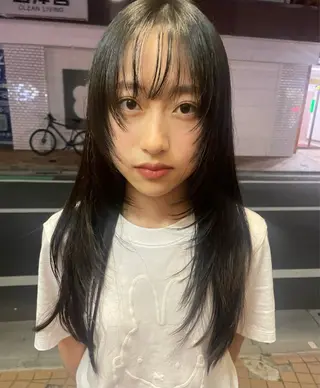ロング mio /ハイトーンのヘアスタイル