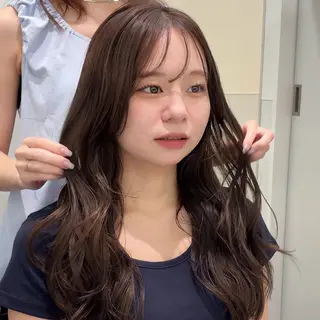 ロング 盛れる透明感カラー momokaのヘアスタイル