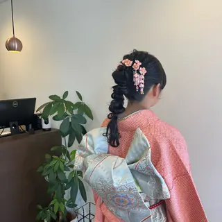ヘアアレンジ 金岡 碧のヘアスタイル