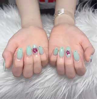 ネイル RosyBeauty スカルプ専門店のネイルデザイン