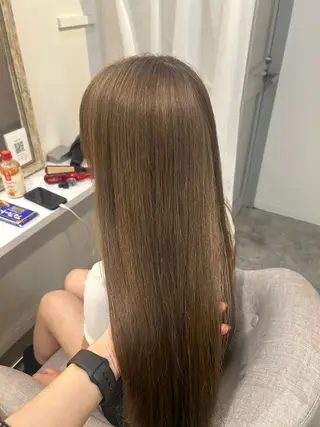 ロング 西山 るいのヘアスタイル