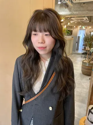 ロング 透明感カラー 🦋AYAのヘアスタイル