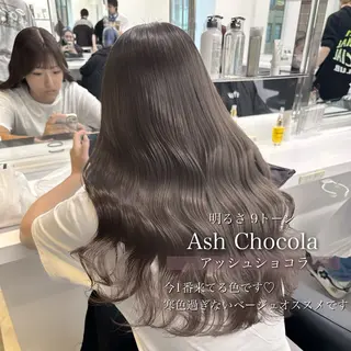ロング カラー ブリーチ縮毛矯正飛我 透けオリーブ淡色🫧のヘアスタイル