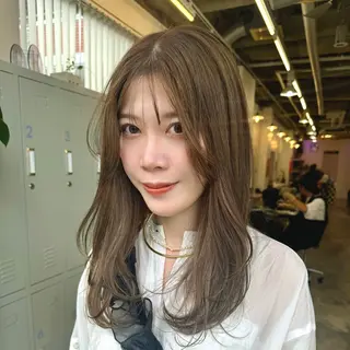 ロング 《9月クーポン記 載中》小森祐希のヘアスタイル