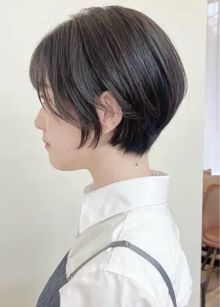 ショート fumika推しカラ ー/レイヤーカットのヘアスタイル