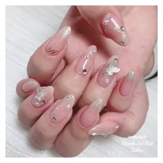 ミディアム ネイル 🐾enen style 🐾のネイルデザイン