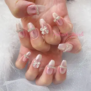 ネイル HIKA🦋 個性派スカルプネイルのネイルデザイン