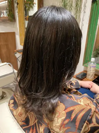 ミディアム カラー 大方 いくみのヘアスタイル