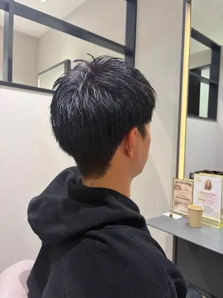 ロング メンズ/￥2900～ EARTH/山崎開世のヘアスタイル