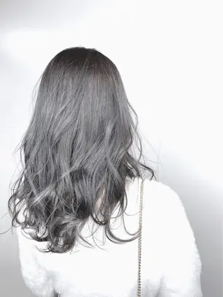 カラー 伊藤 舜斗のヘアスタイル