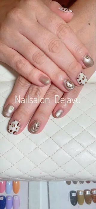 ネイル Nail salon Dejavu 🌿のネイルデザイン
