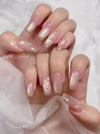 MoON...❤︎ MeGuのネイルデザイン