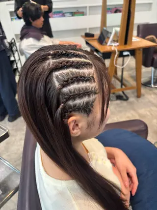 ロング コーンロウ/ 暖色カラーひなち🎀のヘアスタイル