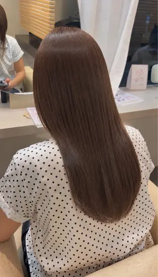ロング カラー 中俣 志歩のヘアスタイル