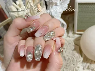 ネイル One Plus Nail Salonのネイルデザイン